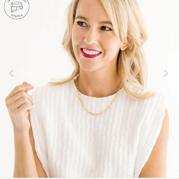 Susan Shaw paper clip Gold Chain Necklace - Picture 2 of 3